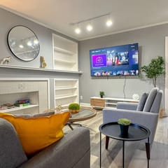 3500sf, Arcade, 6bdrm,  2 kitchen, 3baths, Parking