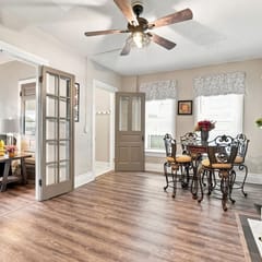 Beautifully Remodeled 3BR Home Near Niagara Falls!