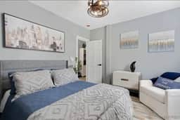*Perfect Vacation* Cozy Lancaster Village Bungalow - Image 3