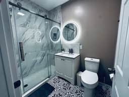 *Riverview*Walk to Falls*Newly Renovated*4 BDRMS* - Image 4