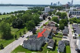 *Riverview*Walk to Falls*Newly Renovated*6 BDRMS* - Image 4
