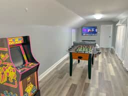 Arcade, Close to Fall, 4bdrm, off street Parking - Image 4