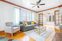 Spacious 4BR Near Niagara Falls | Great Location - Image 4