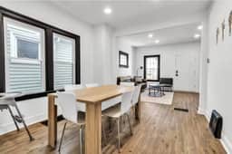 Stylish 4BR Home | Mins to Falls & All Attractions - Image 2