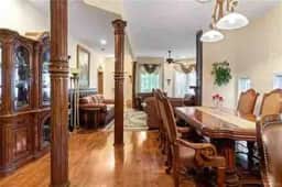 Very Spacious 4 Bedroom & 4 baths Niagara Falls - Image 2