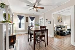 Beautifully Remodeled 4BR Home Near Niagara Falls! - Image 3