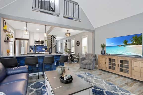 *Perfect Vacation* Cozy Lancaster Village Bungalow - Image 1