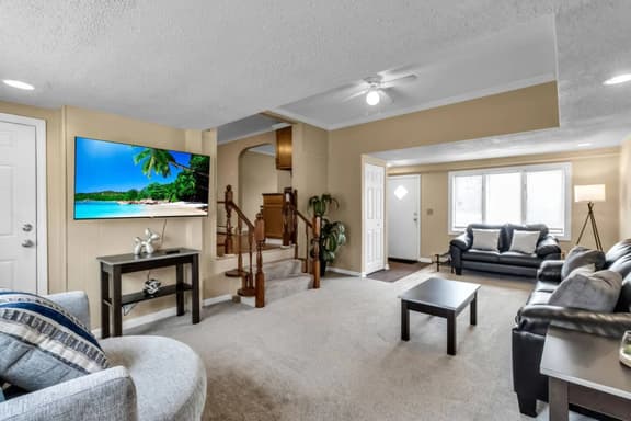 Cozy 3BR Getzville Getaway | Peaceful & Private - Image 1